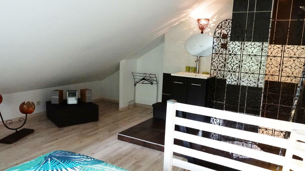 Le Vieux Pressoir Apartamento Saint-Germain-lès-Arlay Exterior foto